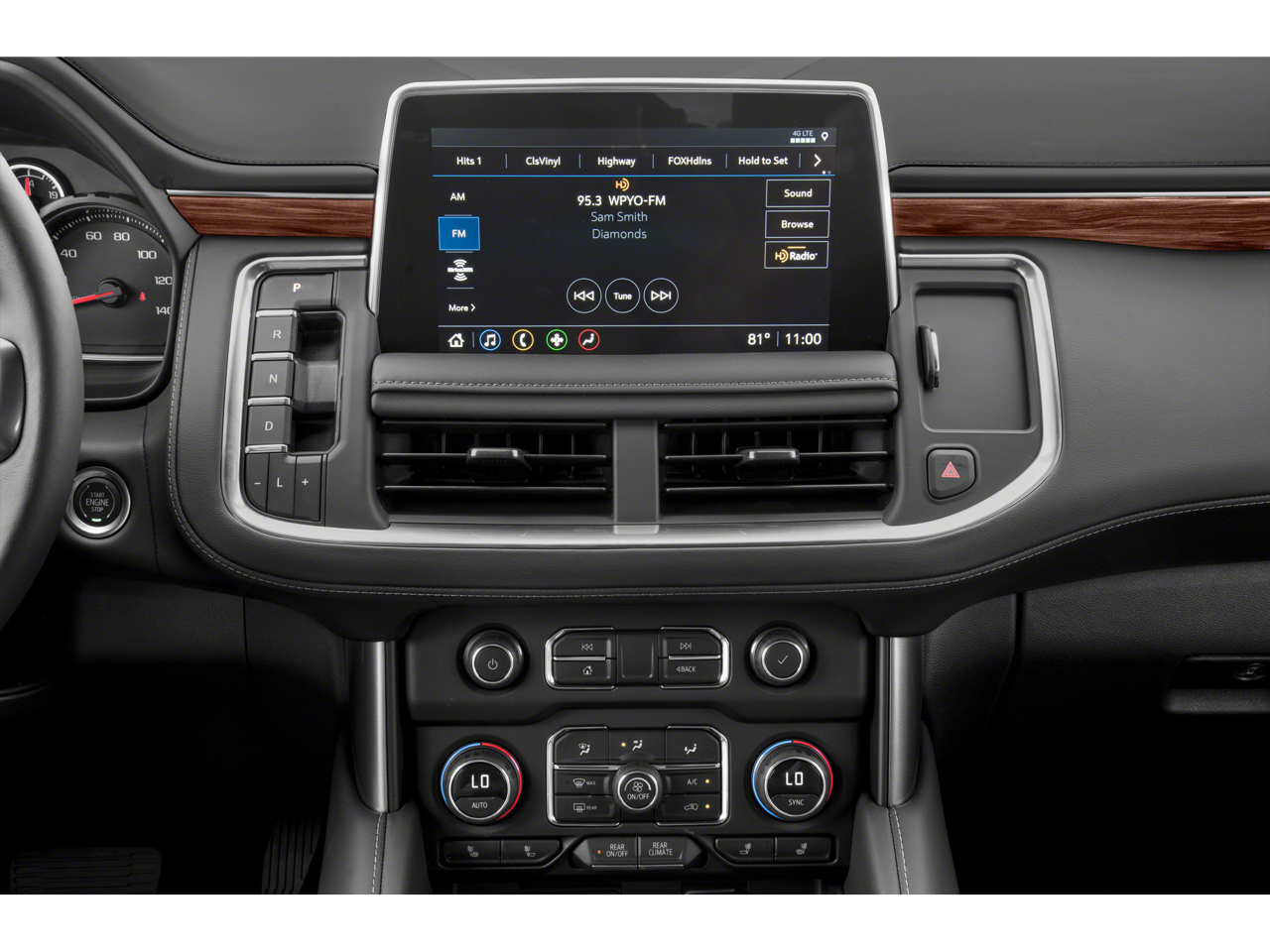 2024 Chevrolet Suburban 4WD LT