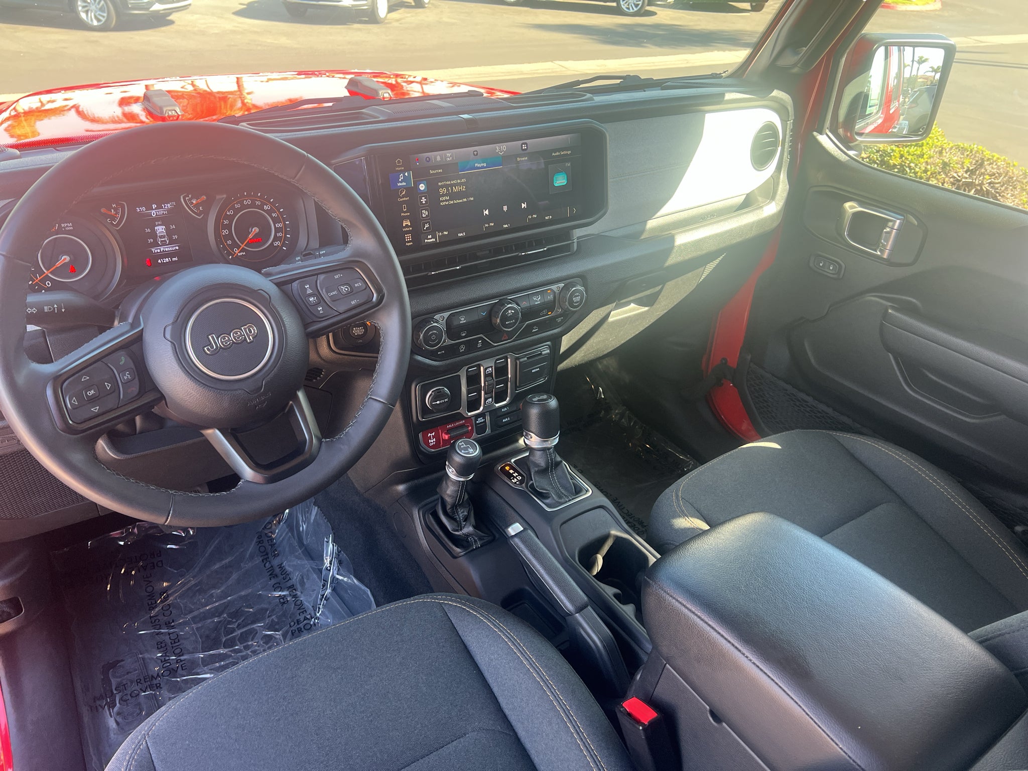 2025 Jeep Wrangler Willys 4 Door 4x4