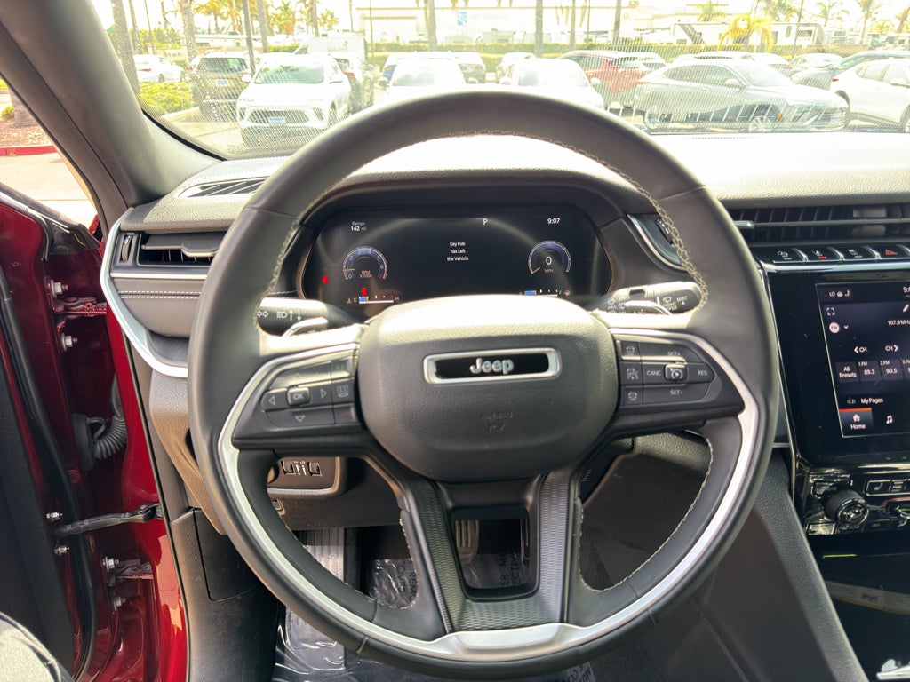 2023 Jeep Grand Cherokee L Altitude 4x2