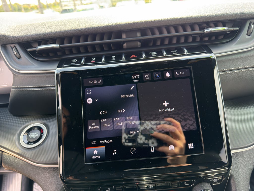 2023 Jeep Grand Cherokee L Altitude 4x2