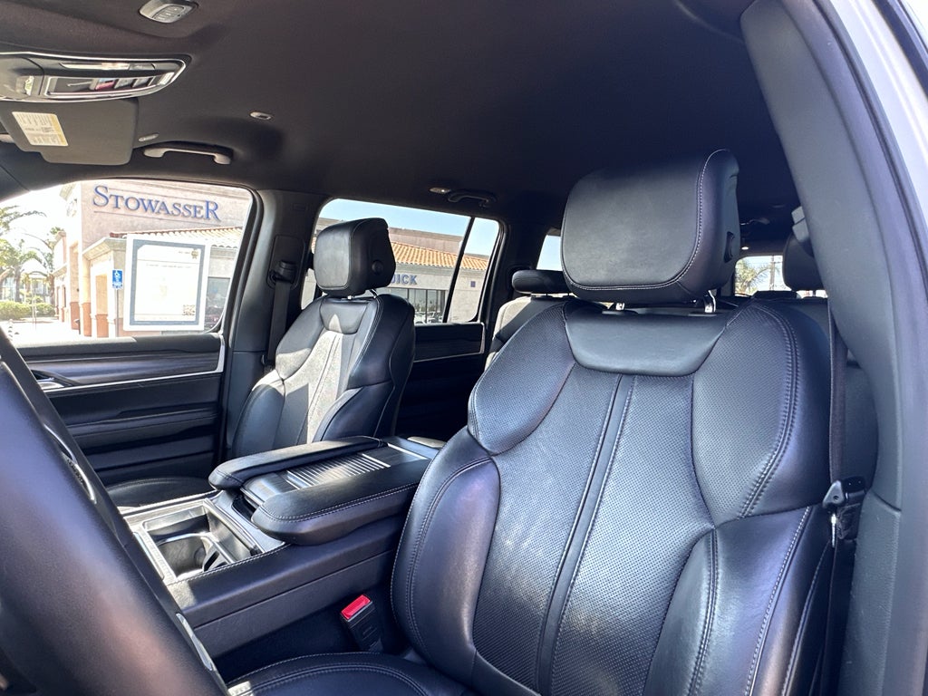 2023 Jeep Wagoneer L Series II 4x4