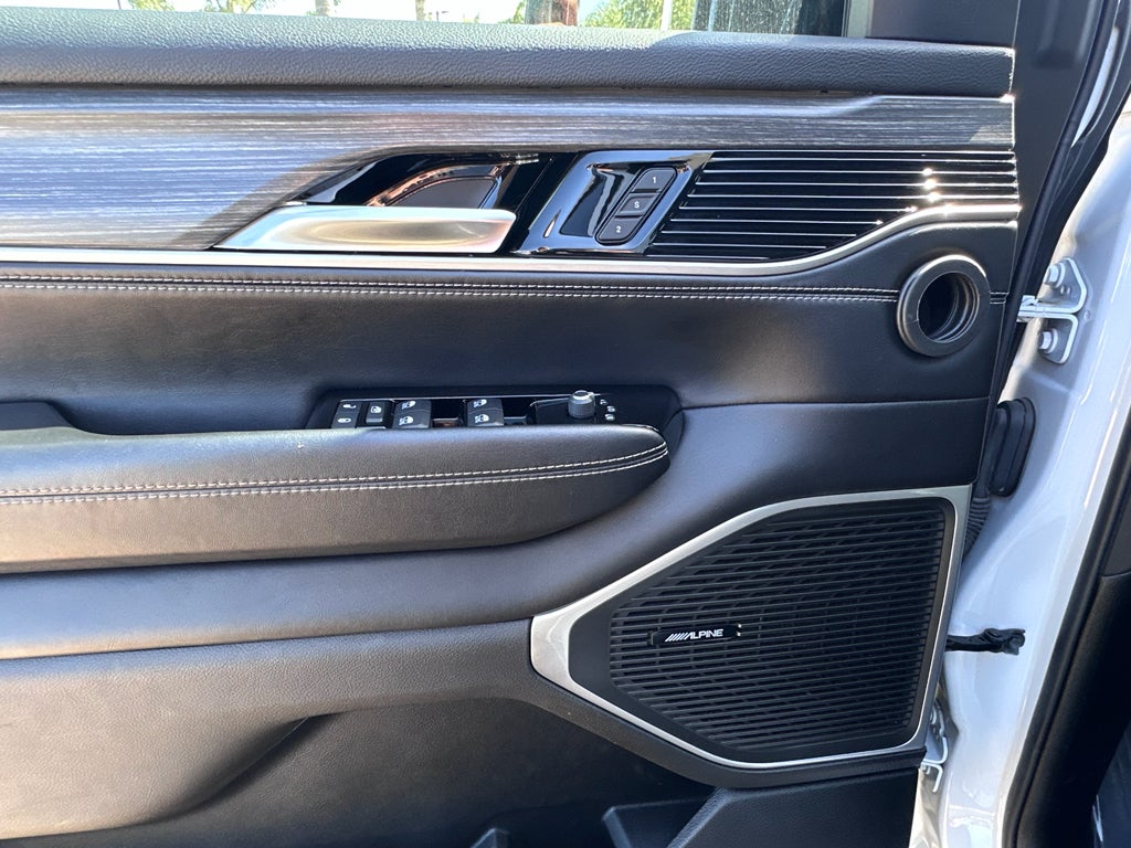 2023 Jeep Wagoneer L Series II 4x4