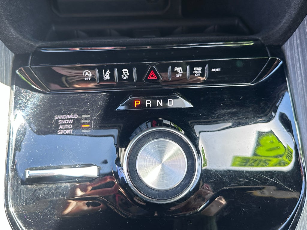 2023 Jeep Wagoneer L Series II 4x4