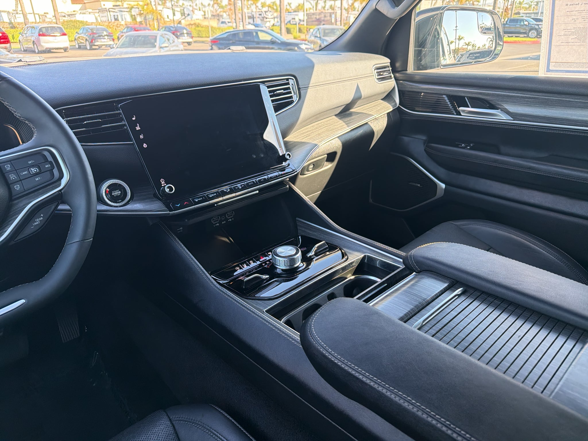2024 Jeep Wagoneer L Series III 4x4