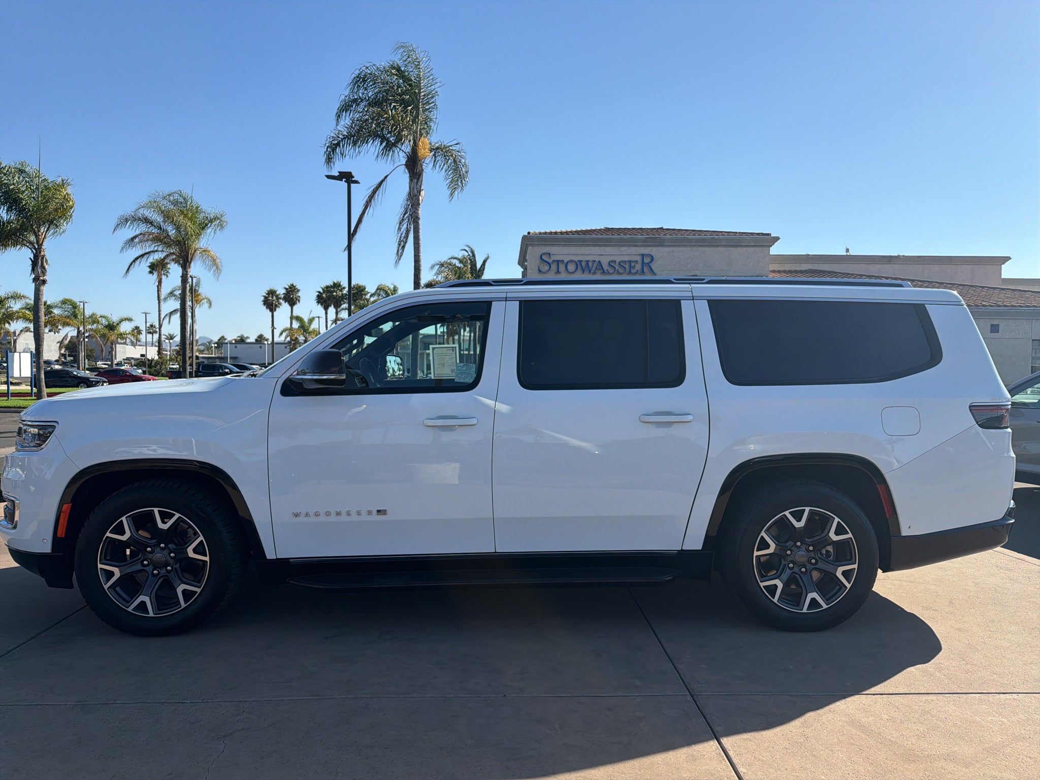 2024 Jeep Wagoneer L Series III 4x4