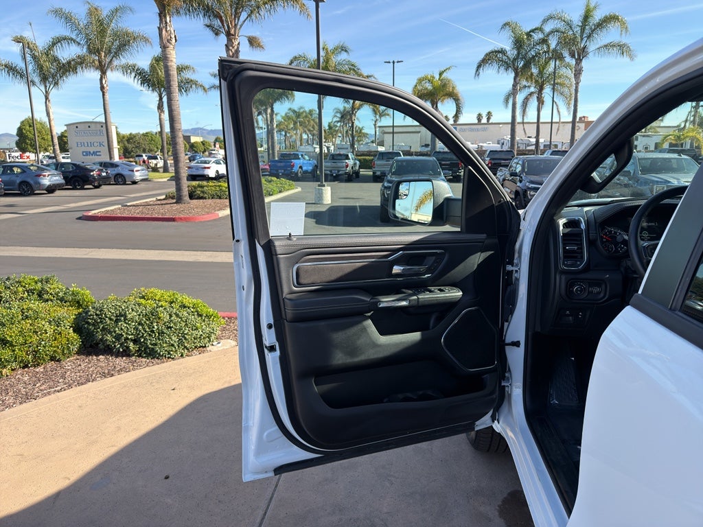 2025 RAM 1500 Laramie 4x4 Crew Cab 5'7" Box