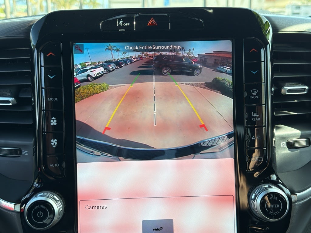 2025 RAM 1500 Laramie 4x4 Crew Cab 5'7" Box