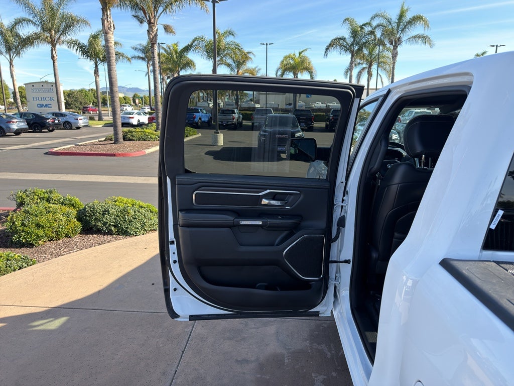 2025 RAM 1500 Laramie 4x4 Crew Cab 5'7" Box