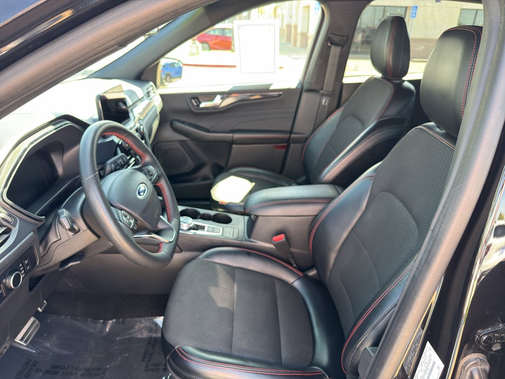 2023 Ford Escape ST-Line FWD