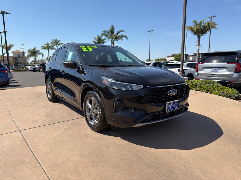 2023 Ford Escape ST-Line FWD