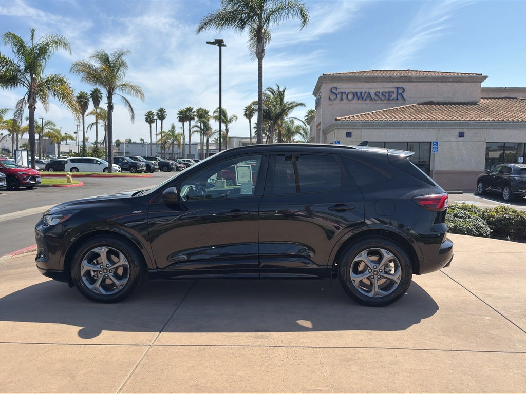 2023 Ford Escape ST-Line FWD