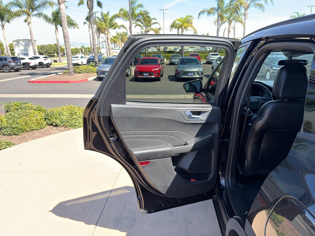 2023 Ford Escape ST-Line FWD