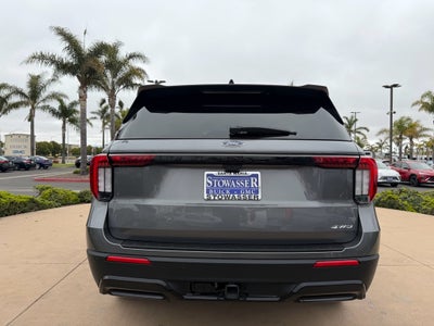 2025 Ford Explorer ST-Line 4WD