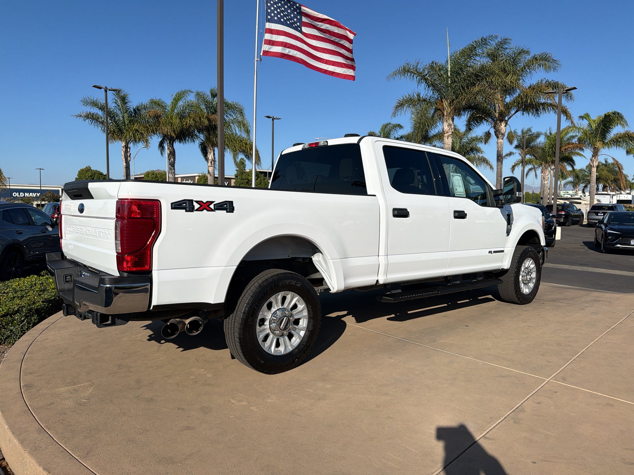 2022 Ford Super Duty F-250 SRW XL 4WD Crew Cab 6.75' Box