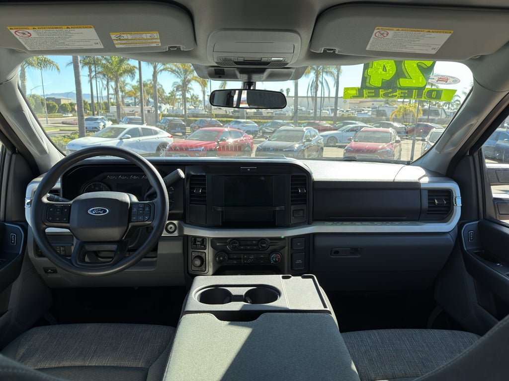 2025 Ford Super Duty F-250 SRW XL 4WD Crew Cab 6.75' Box