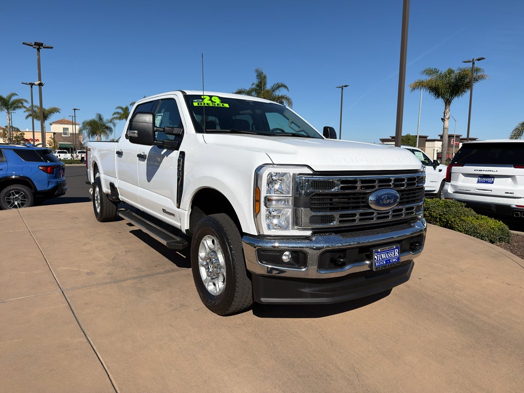 2025 Ford Super Duty F-250 SRW XL 4WD Crew Cab 6.75' Box