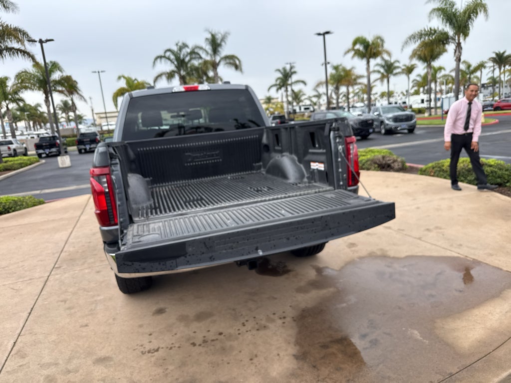 2025 Ford F-150 XLT 4WD SuperCrew 5.5' Box