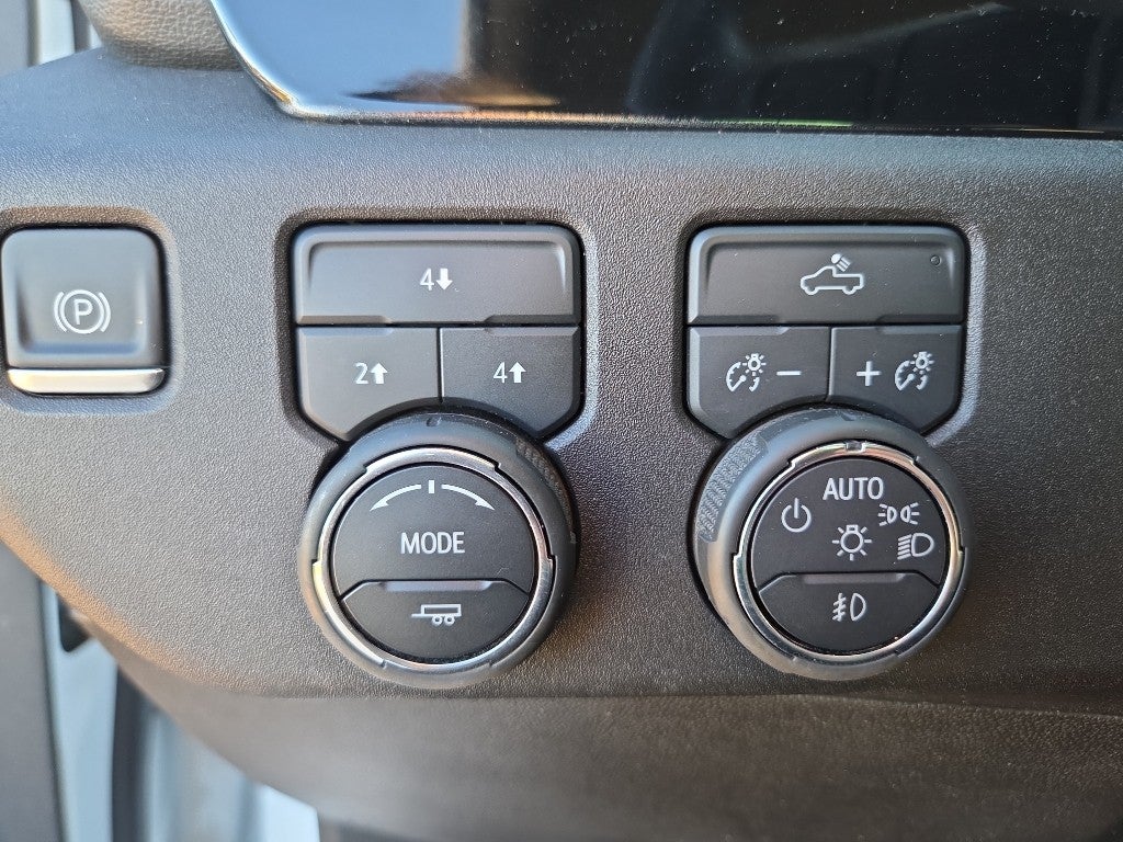 2025 Chevrolet Silverado 2500 HD Crew Cab Standard Box 4-Wheel Drive LT