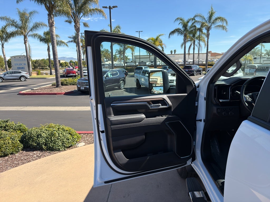 2025 Chevrolet Silverado 2500 HD Crew Cab Long Box 4-Wheel Drive LT