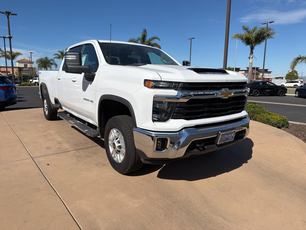 2025 Chevrolet Silverado 2500 HD Crew Cab Long Box 4-Wheel Drive LT
