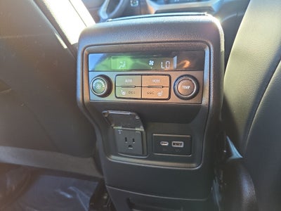 2022 GMC Acadia FWD SLT