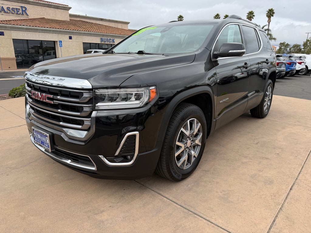 2023 GMC Acadia AWD SLT