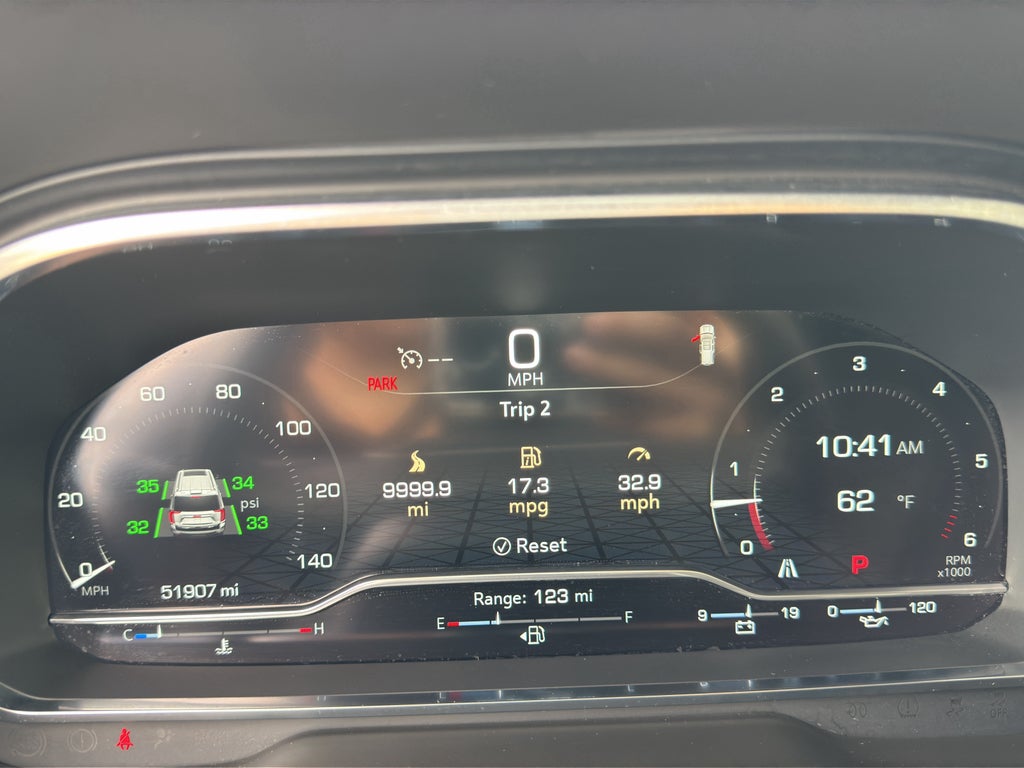 2024 GMC Yukon 2WD 4dr SLT
