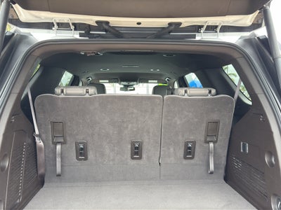 2024 GMC Yukon 2WD 4dr SLT