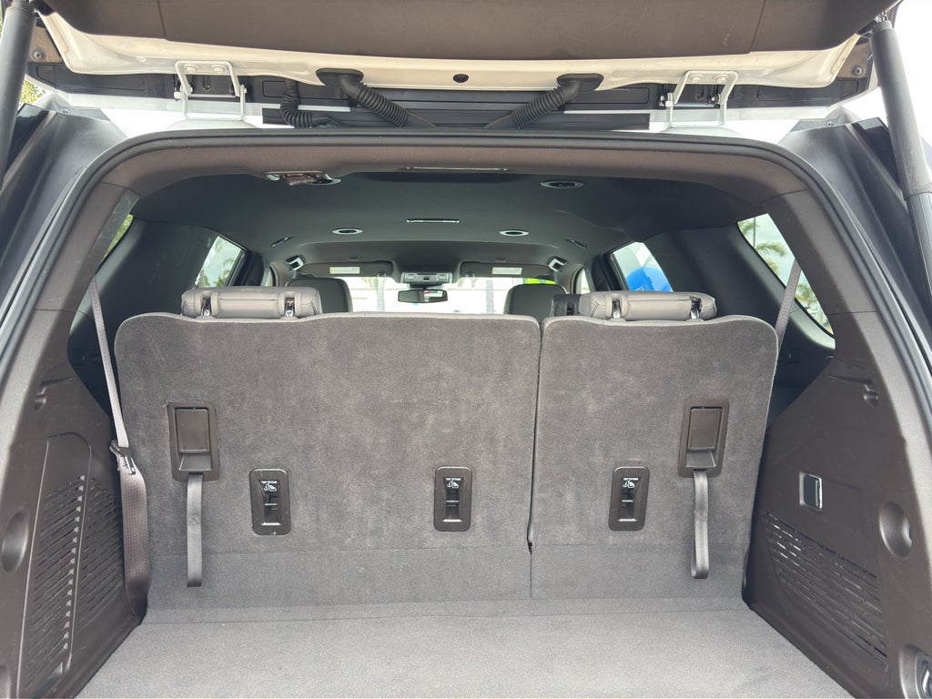 2024 GMC Yukon 2WD 4dr SLT