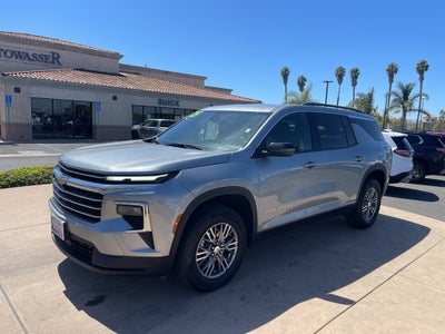 2025 Chevrolet Traverse LT w/1LT