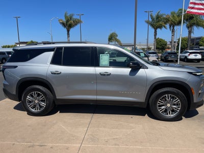 2025 Chevrolet Traverse LT w/1LT