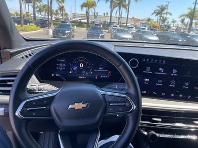 2025 Chevrolet Traverse LT w/1LT