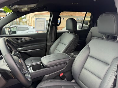 2025 Chevrolet Traverse LT w/1LT