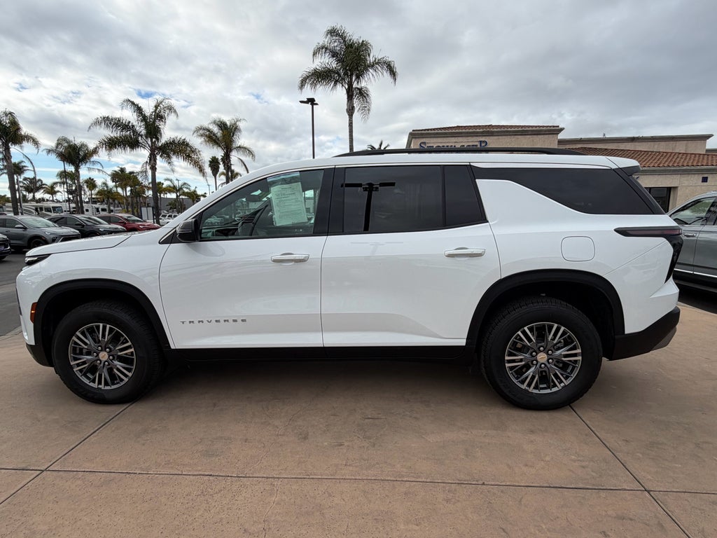 2025 Chevrolet Traverse LT w/1LT