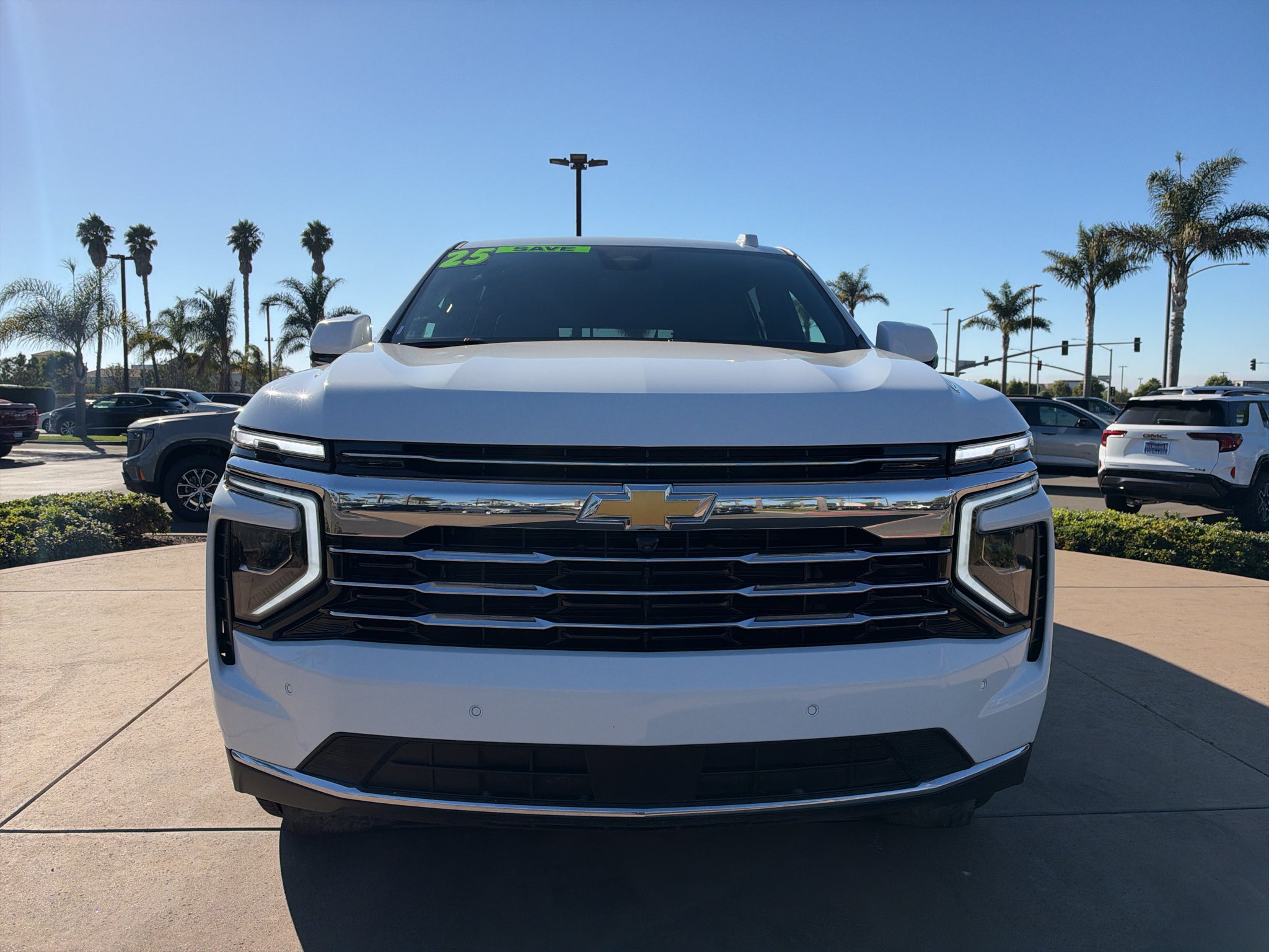 2025 Chevrolet Suburban 2WD LT