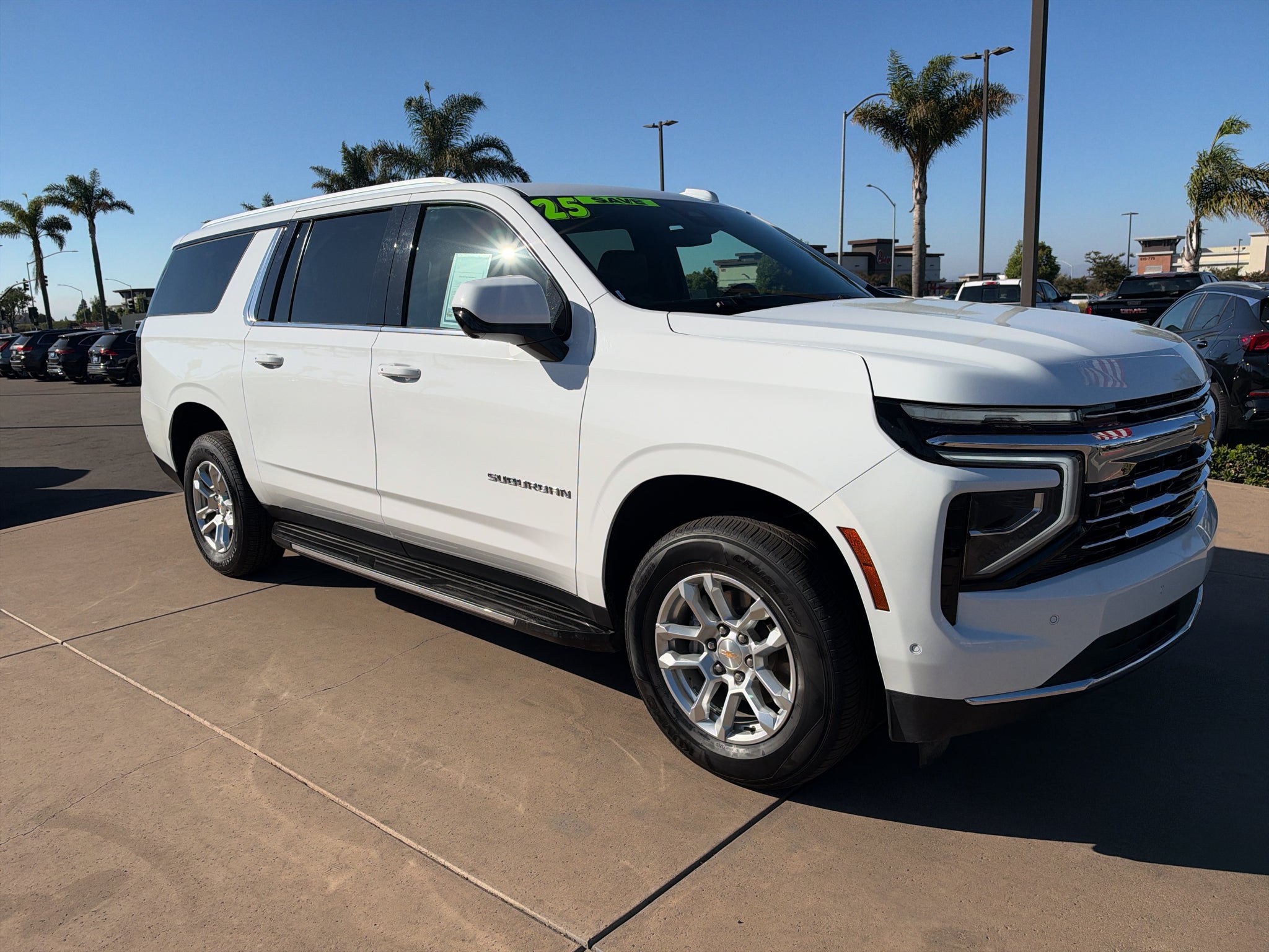 2025 Chevrolet Suburban 2WD LT