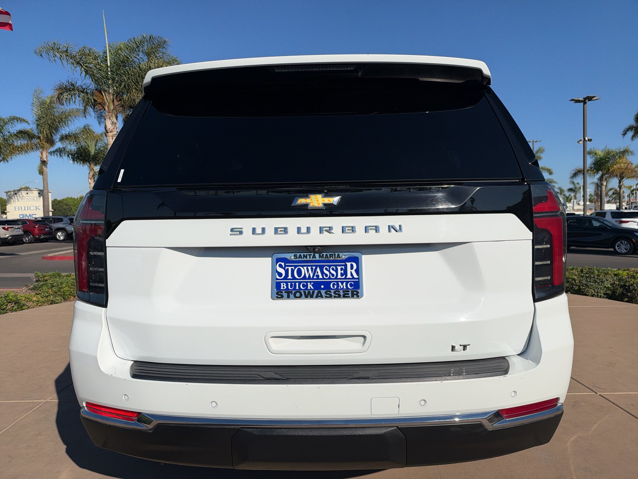 2025 Chevrolet Suburban 2WD LT