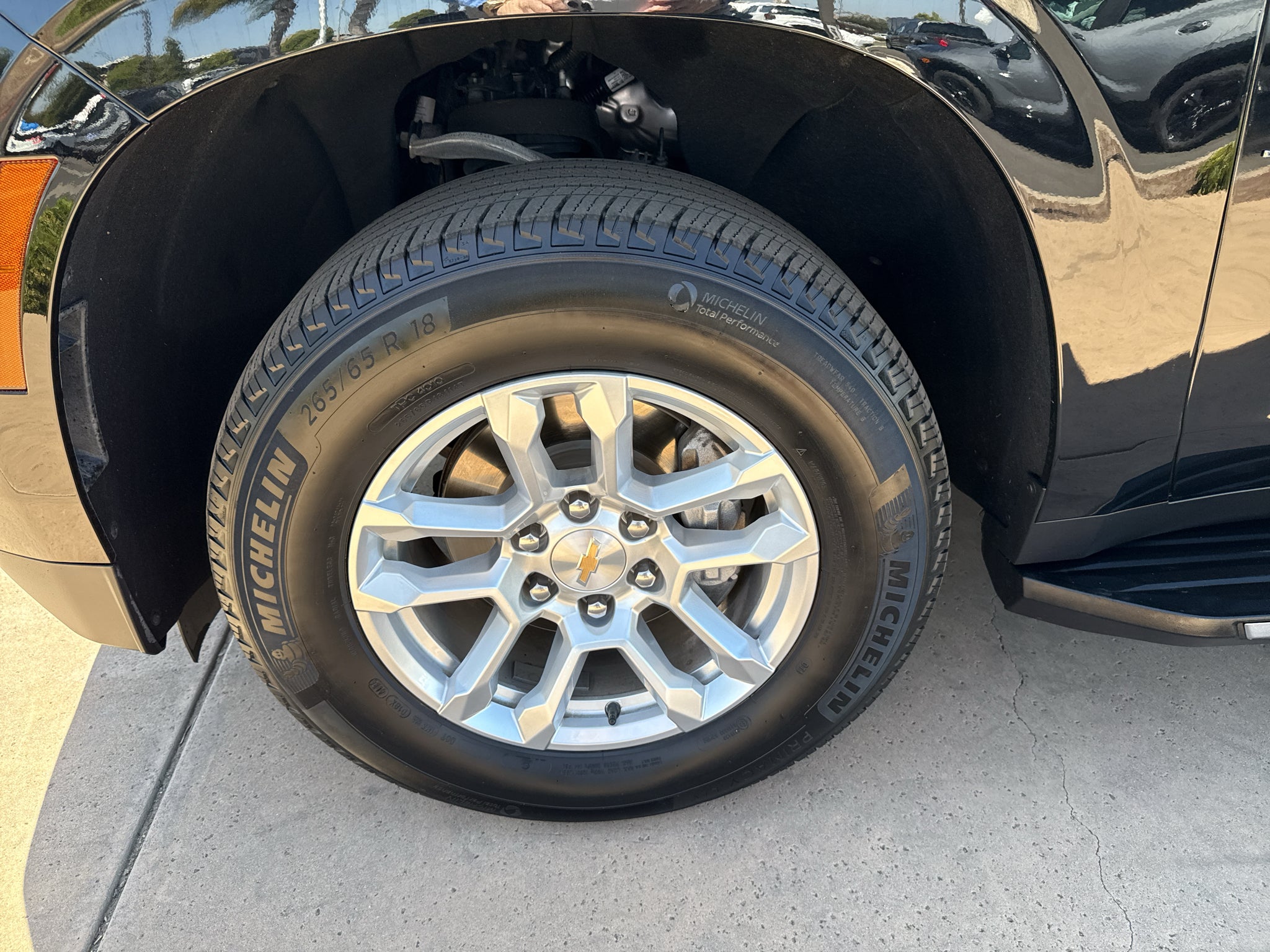 2025 Chevrolet Tahoe 2WD LT