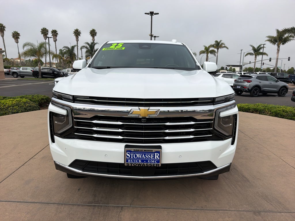 2025 Chevrolet Suburban 4WD LT