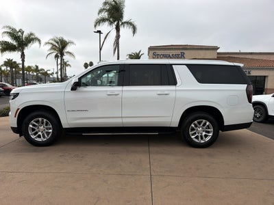 2025 Chevrolet Suburban 4WD LT