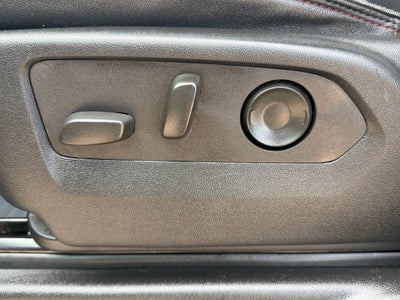 2024 Chevrolet Suburban 2WD RST