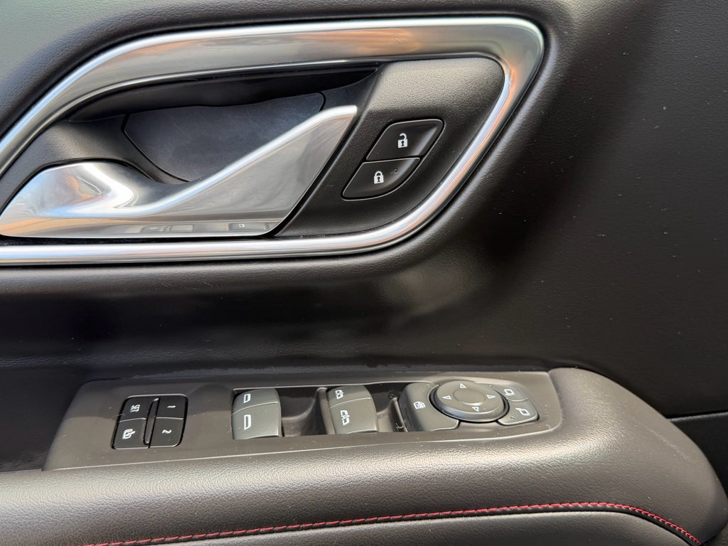 2024 Chevrolet Suburban 2WD RST