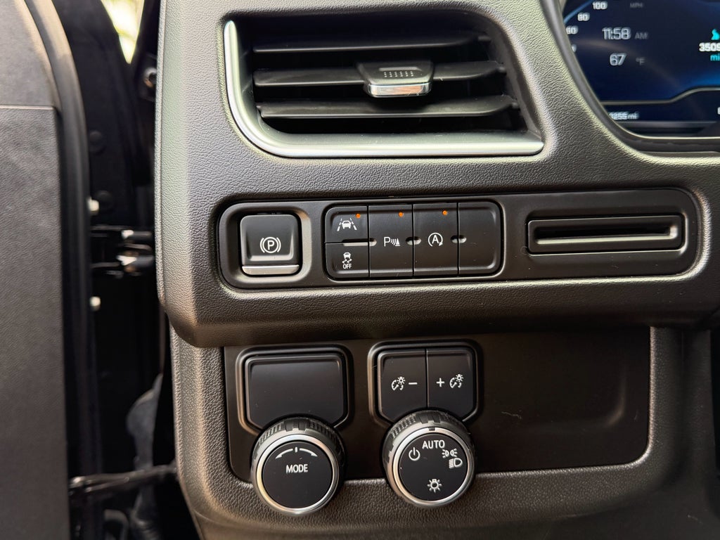 2024 Chevrolet Suburban 2WD RST