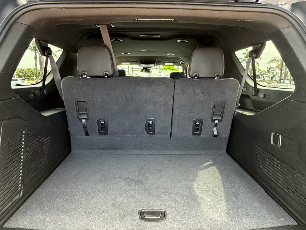 2024 Chevrolet Suburban 2WD RST