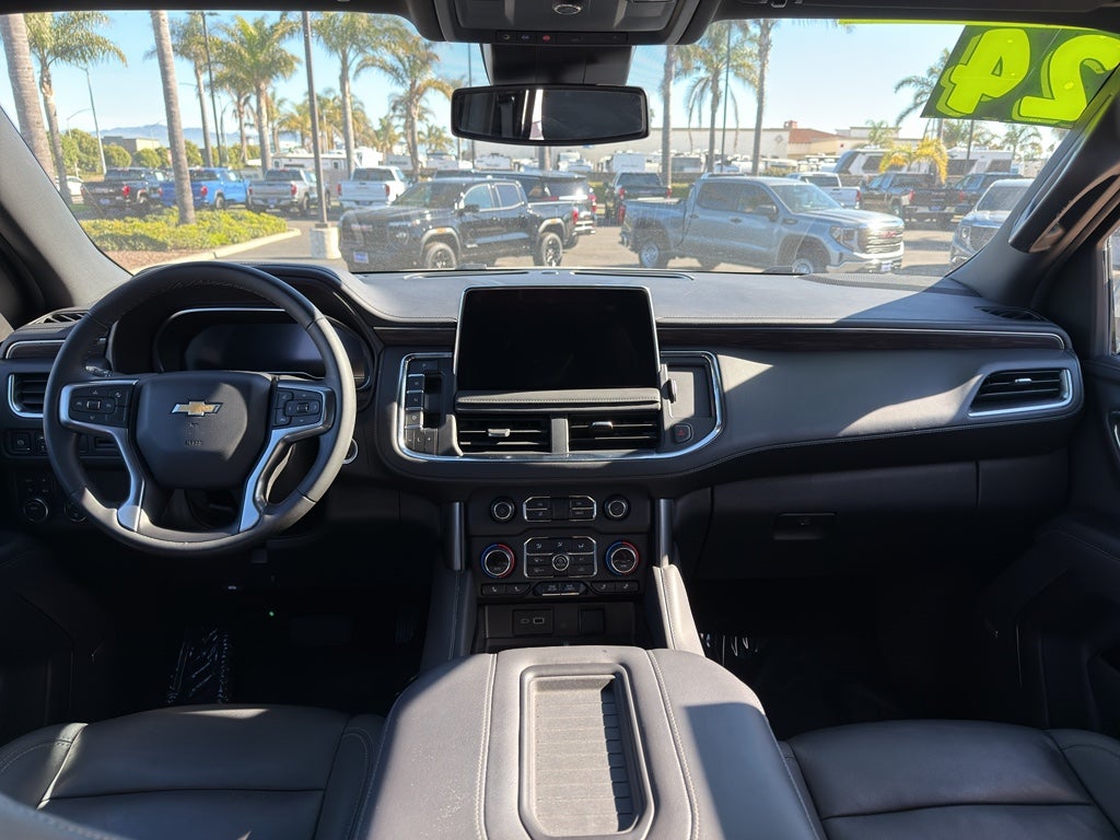 2024 Chevrolet Suburban 4WD LT