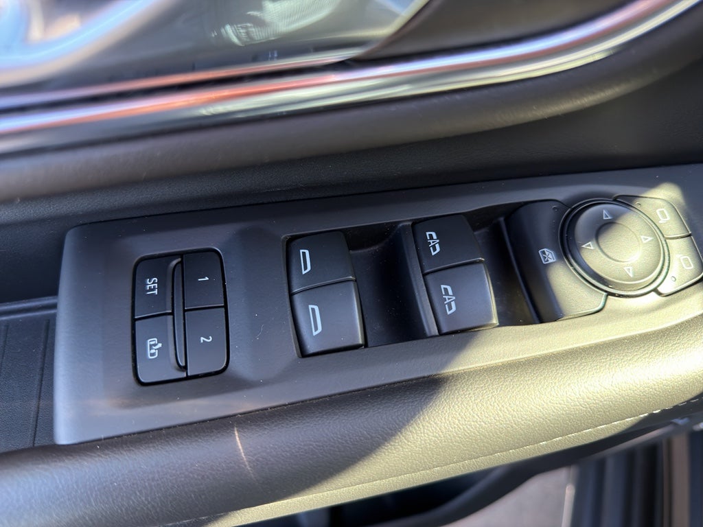 2024 Chevrolet Suburban 4WD LT