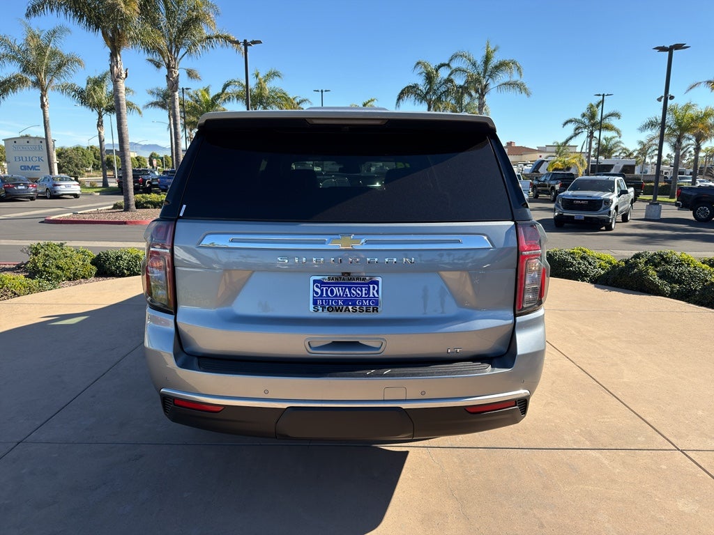 2024 Chevrolet Suburban 4WD LT