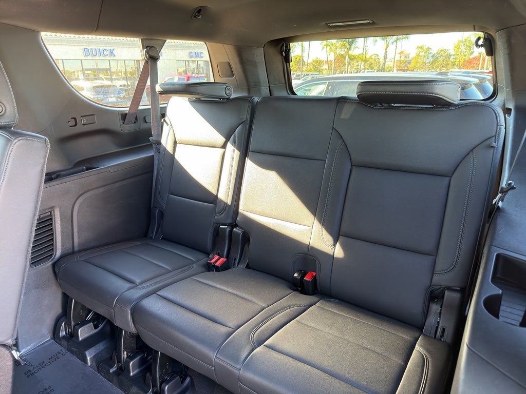 2024 Chevrolet Suburban 4WD LT