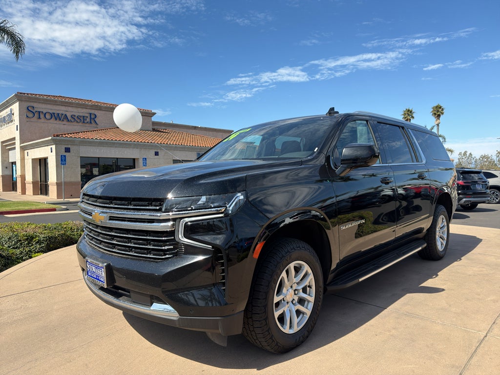 2024 Chevrolet Suburban 4WD LT