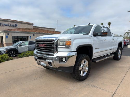 2016 GMC Sierra 2500 HD Crew Cab Standard Box 4-Wheel Drive SLT
